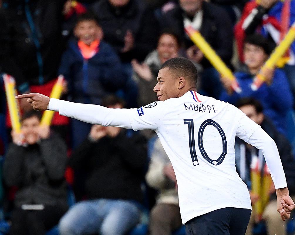 Kylian Mbappe Scores 100th Career Goal in France's Euro 2020 Qualifier Win | Busy Buddies